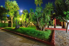 Alykes Park Bungalows & Apt