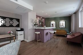 123 MAINSTREET boutique hotel