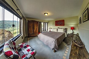 Hospedaria Casa da Pedra