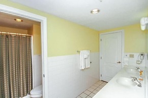 1103 Golf View Towers Smoky Bear