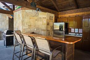 1103 Golf View Towers Smoky Bear