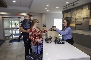 Holiday Inn Express And Suites Staunton by IHG