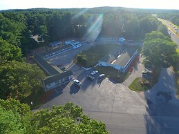 The Minuteman Inn