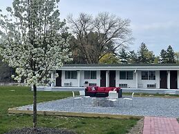 The Minuteman Inn