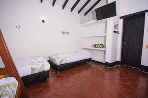 Hotel Familia Casa Blanca