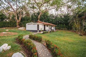 Hotel Familia Casa Blanca