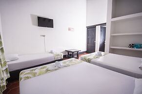 Hotel Familia Casa Blanca