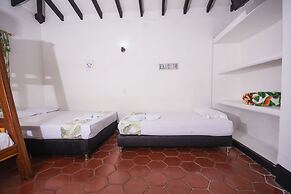 Hotel Familia Casa Blanca