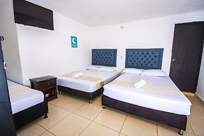 Hotel Familia Casa Blanca