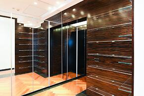 Tower Sea View Luxury 32 Floor Apartment