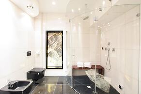 Tower Sea View Luxury 32 Floor Apartment