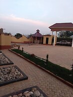 Golden View Hotel Ibanda