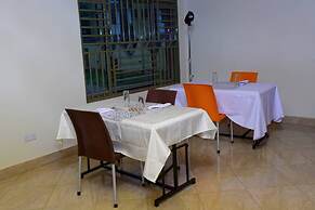 Golden View Hotel Ibanda