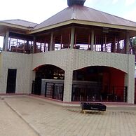 Golden View Hotel Ibanda