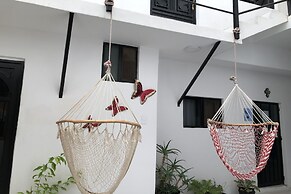 Collection O Frida Suites & Lounge