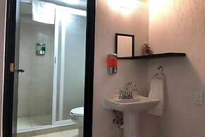 Collection O Frida Suites & Lounge