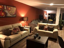 Collection O Frida Suites & Lounge