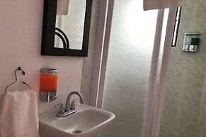 Collection O Frida Suites & Lounge