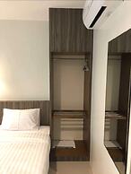 The Hub Suratthani Hotel