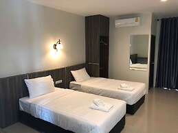 The Hub Suratthani Hotel