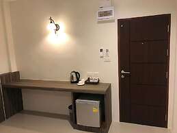 The Hub Suratthani Hotel