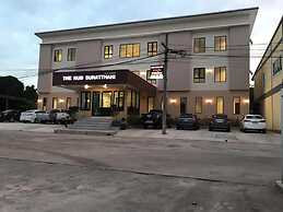 The Hub Suratthani Hotel