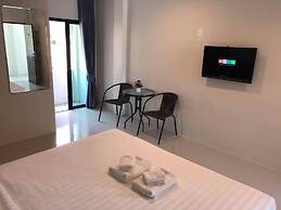 The Hub Suratthani Hotel