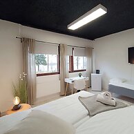 Goiglo Hotel & Hostel