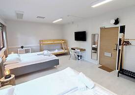 Goiglo Hotel & Hostel