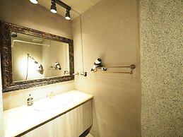 BR4&Zhongxiao Fuxing