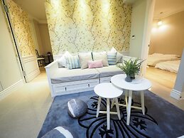 BR4&Zhongxiao Fuxing