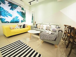 luxury Linguang MRT station