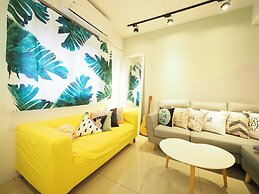 luxury Linguang MRT station