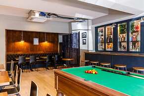OYO Ruby Pub & Hotel
