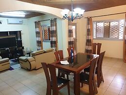 Makepe St Tropez Apartments - Orange Cam