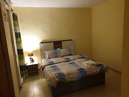 Makepe St Tropez Apartments - Orange Cam