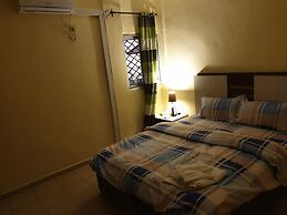 Makepe St Tropez Apartments - Orange Cam