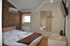 7 Star Hotel