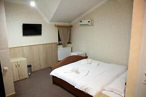 7 Star Hotel