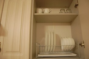 Studio Apartment City Center and Subway