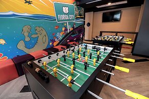 Tru by Hilton Florida City