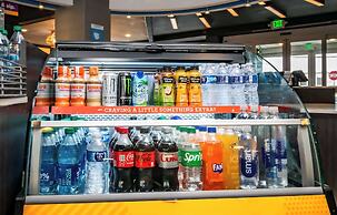 Tru by Hilton Florida City