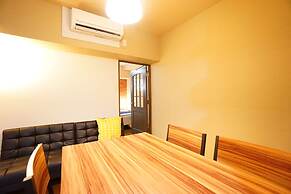 Terry's Apartment Shinsaibashi East I G04C