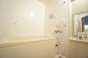 Terry's Apartment Shinsaibashi East I G04C