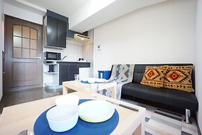 Terry's Apartment Shinsaibashi East I G13B