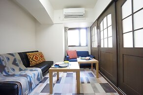 Terry's Apartment Shinsaibashi East I G13B