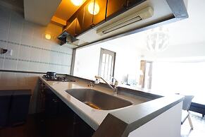 Terry's Apartment Shinsaibashi East I G11A