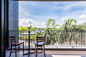 Dream City By Himmel