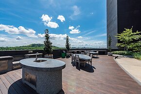 Dream City By Himmel