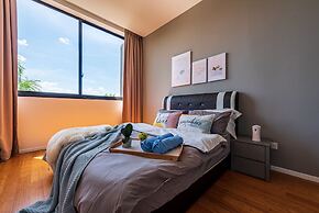 Dream City By Himmel